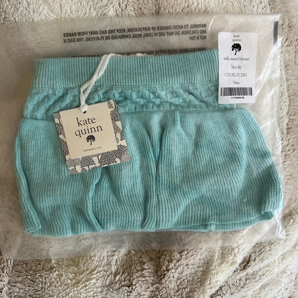 💙5/$25💙Kate Quinn Ruffle Sweater Bloomer NWT - Picture 7 of 8